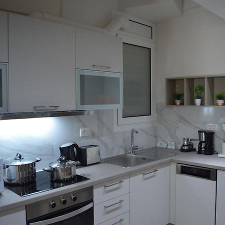 Botonis Bright Spacious Apartment Chania  Exterior photo