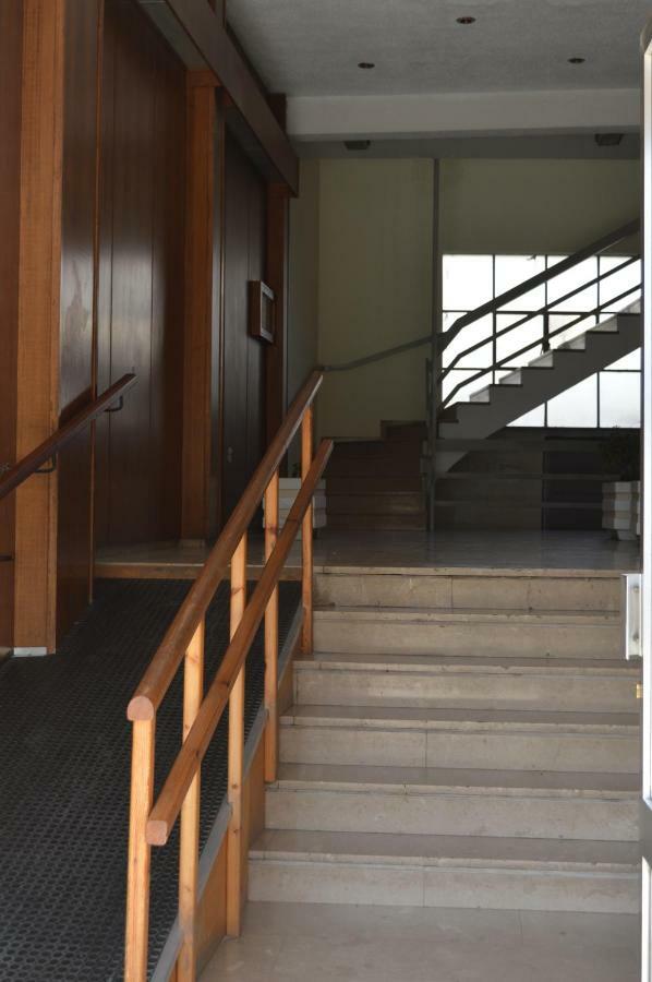 Botonis Bright Spacious Apartment Chania  Exterior photo